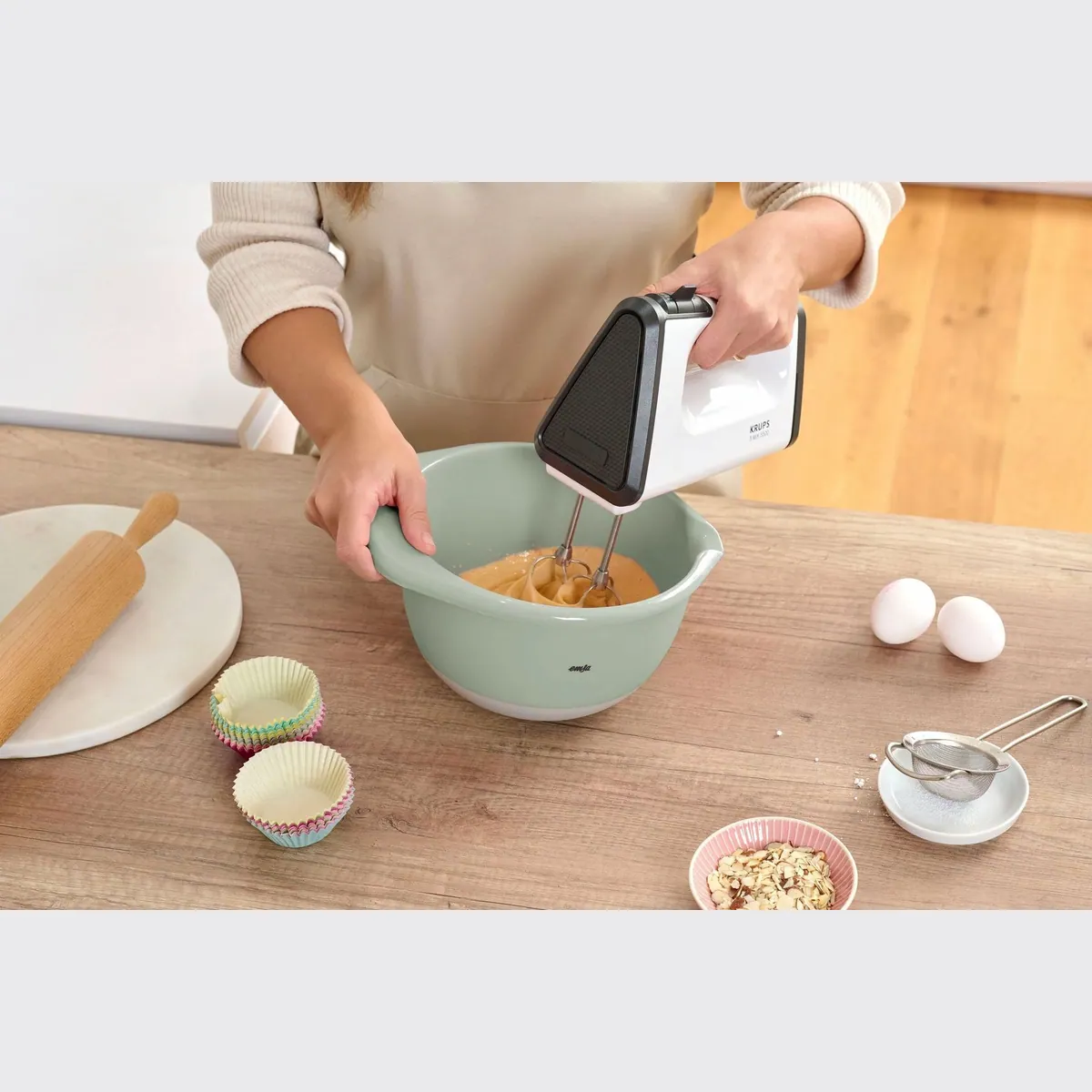 Emsa Rührschüssel K324S3 Prep&Bake, 3-teiliges Set, rutschfester Boden, Ausgießlippe, 1,4/2,8/4,7 L 5