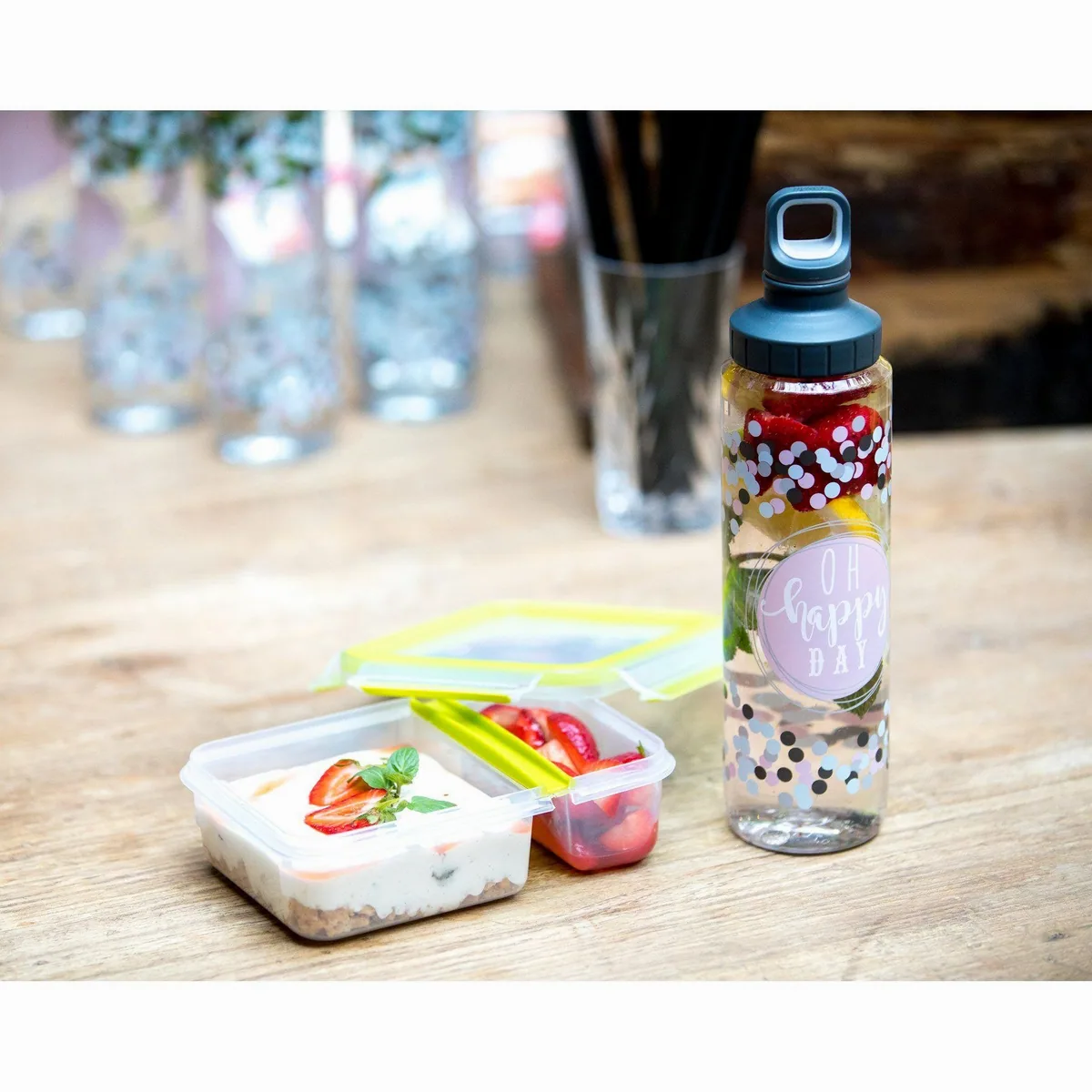 Emsa CLIP & GO Joghurtbox 0,6 Liter, praktische Frische-Dichtung für unterwegs 5