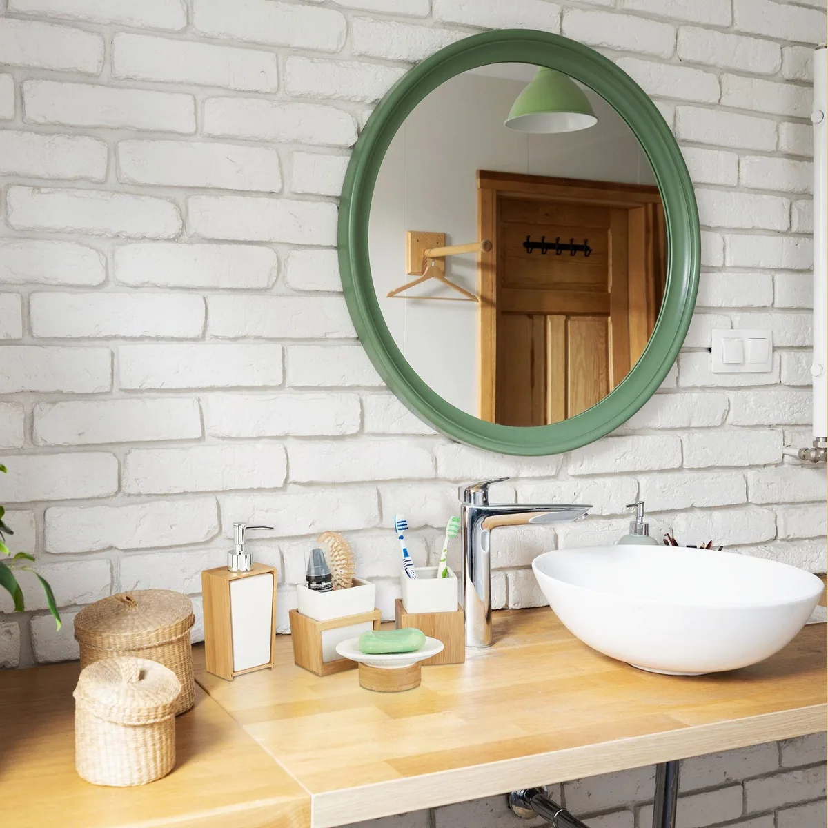 Relaxdays Badezimmer-Set, 4-teiliges Set aus Bambus und Keramik 2